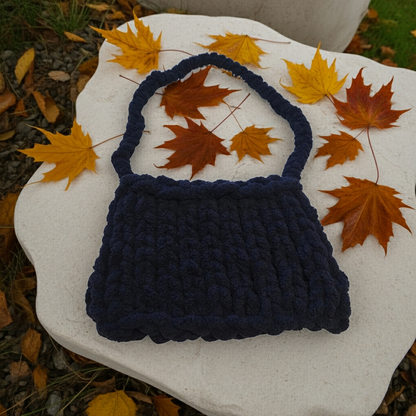 Puffin Puff Chunky Knit Purse